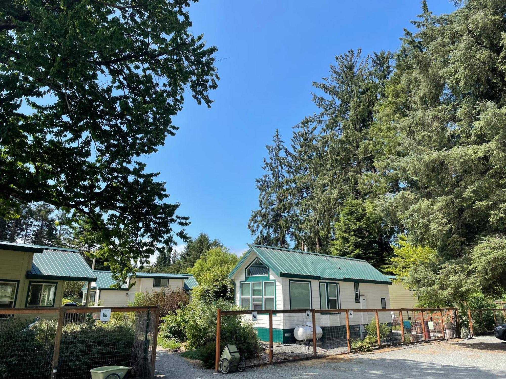 Sheltered Nook On Tillamook Bay Bay City Buitenkant foto