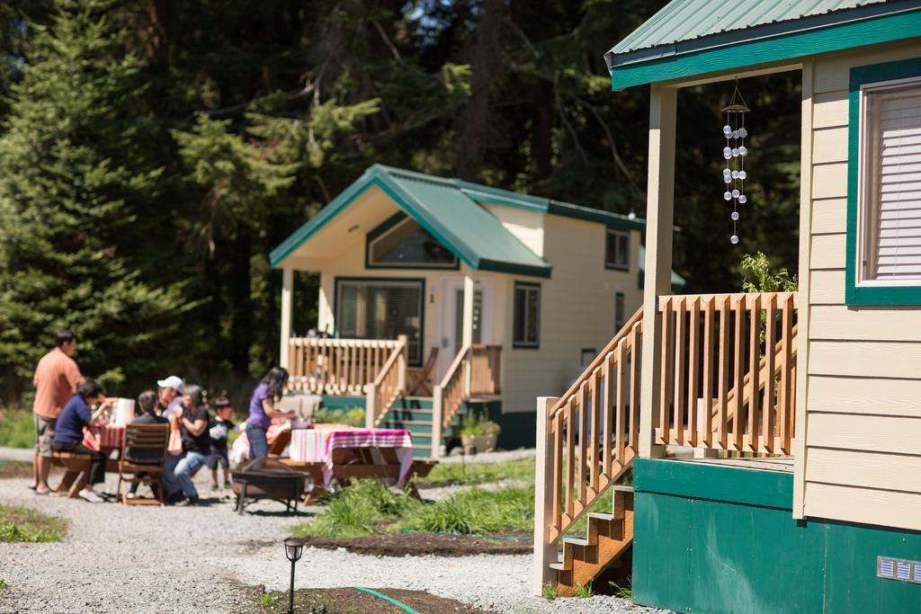 Sheltered Nook On Tillamook Bay Bay City Buitenkant foto